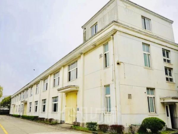 厂房正门图