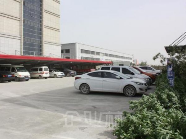 厂房正门图