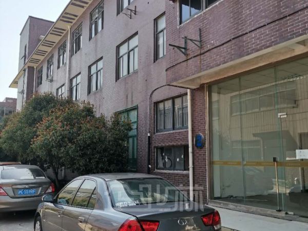 厂房正门图
