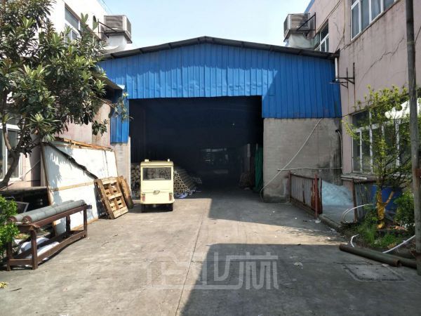 厂房正门图