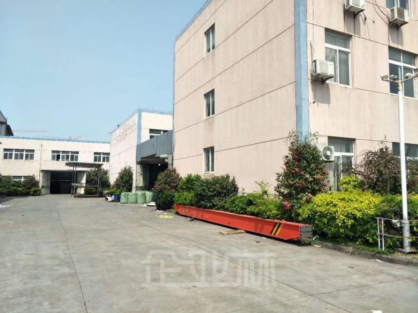 厂房正门图