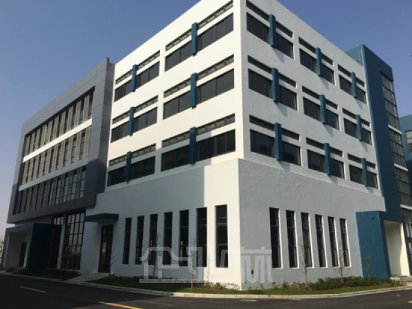 江苏溧阳国家级产业园区独栋多层厂房出售，面积4161.3平，形象好 