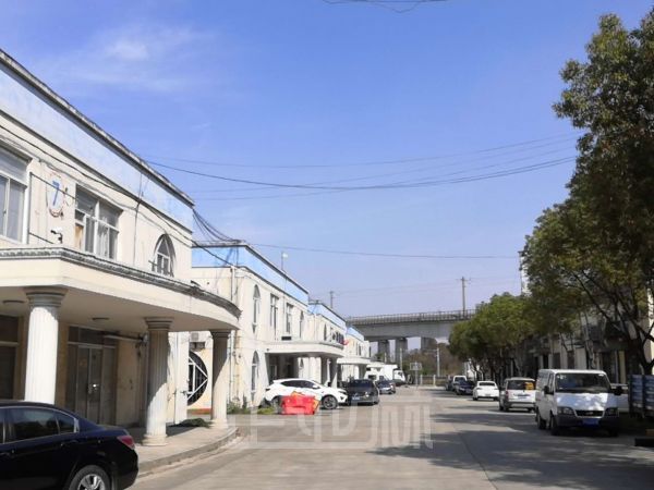 厂房正门图
