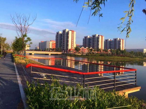 厂房正门图