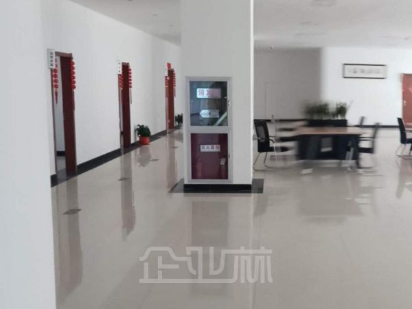 厂房正门图