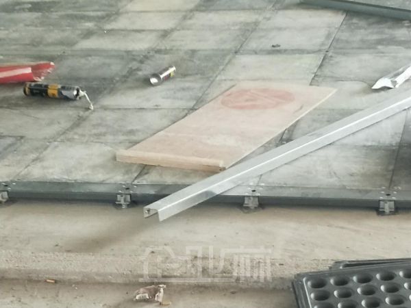 办公正门图