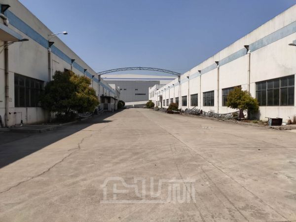 厂房正门图