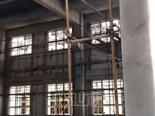 厂房正门图