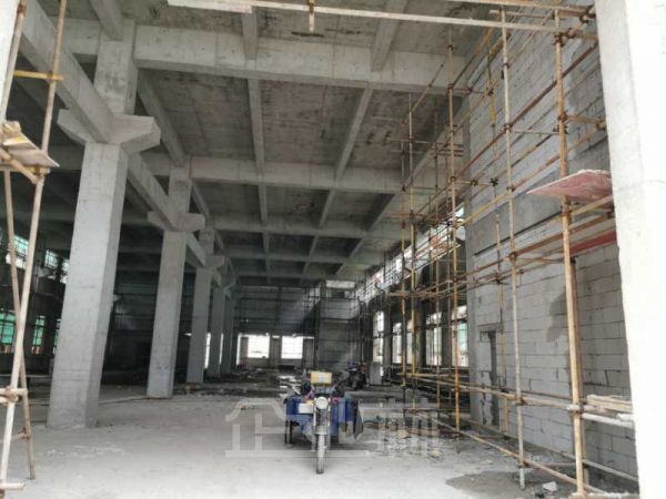 厂房正门图
