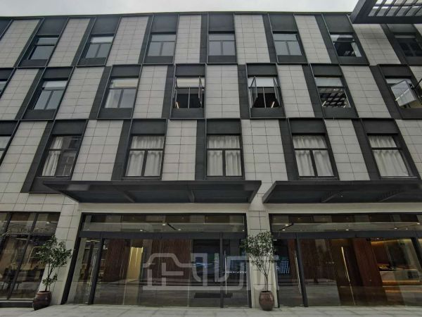 上海奉贤南桥2639平单层厂房对外出售   报价13000元/平米（稀缺资源，先到先得）