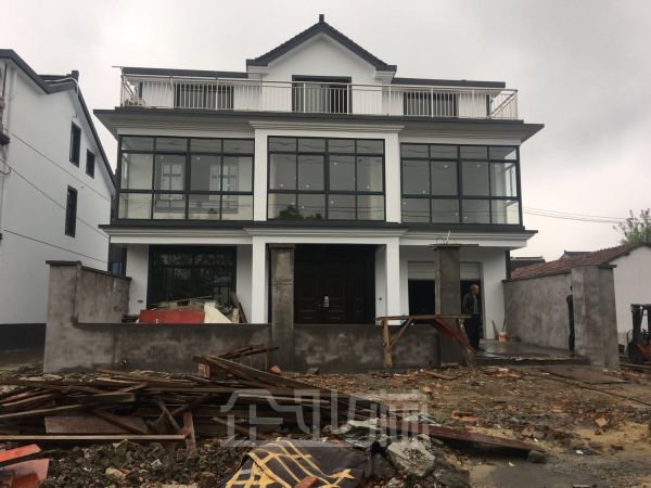 昆山张浦镇独栋自建房（可用于厂房及住宿）