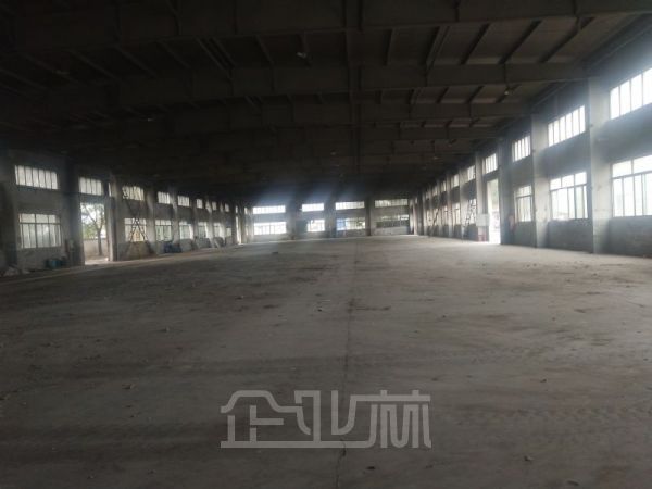 上海奉贤青村独院单层9500平米行车厂房出租，没有公摊。