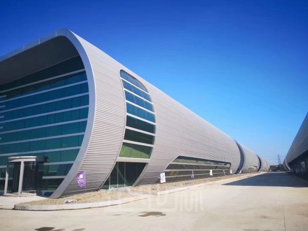 厂房正门图