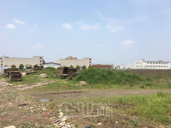 厂房正门图