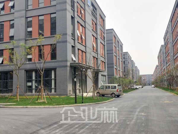 厂房正门图