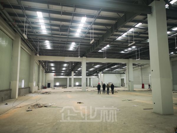 嘉兴王店58000平三层厂房对外出租   租金25元/月/平米