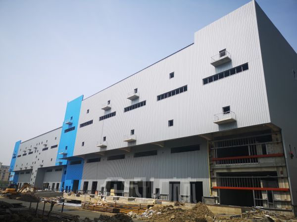 厂房正门图