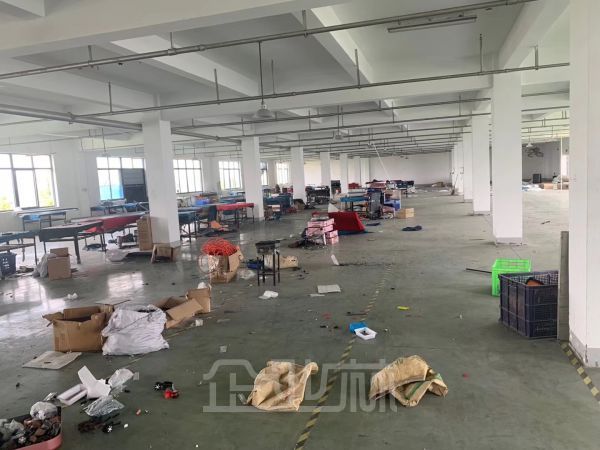 厂房正门图