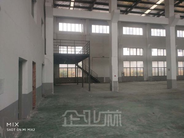 陈翔路88号厂房 火热招租！厂区环境优美，场地宽敞