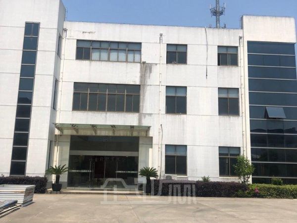 苏州吴中区临湖1200平底层厂房出租
