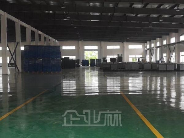 厂房正门图