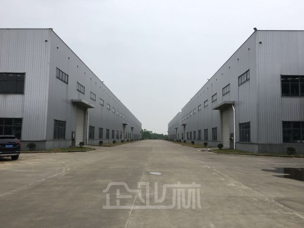 独门独院 占地70亩 单层厂房24000平 高度13米