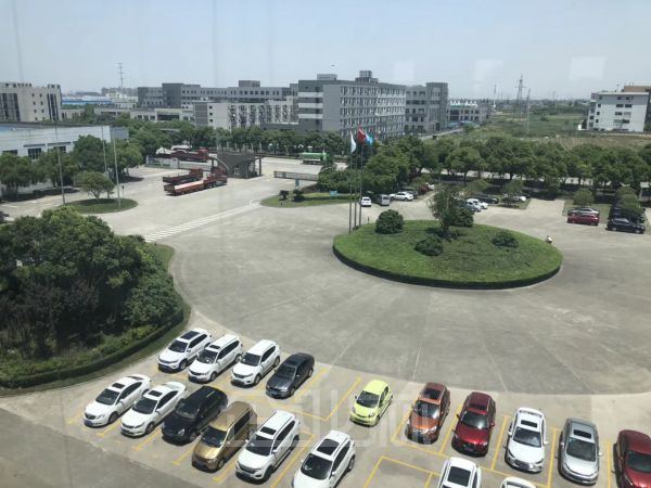 厂房正门图