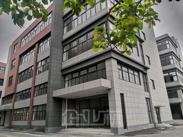 厂房正门图