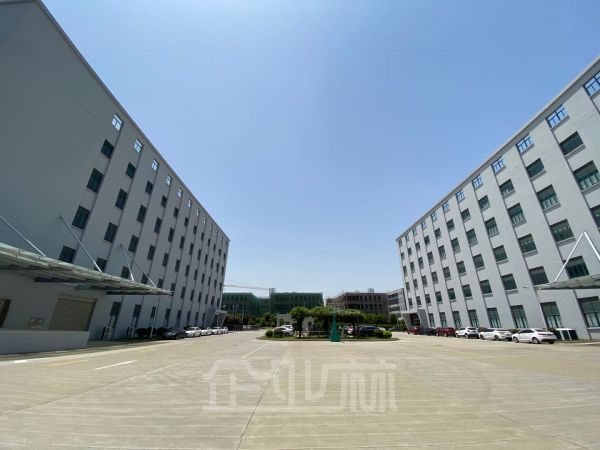 厂房正门图