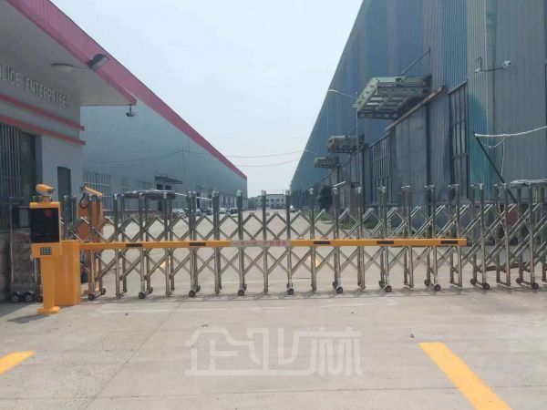 厂房正门图
