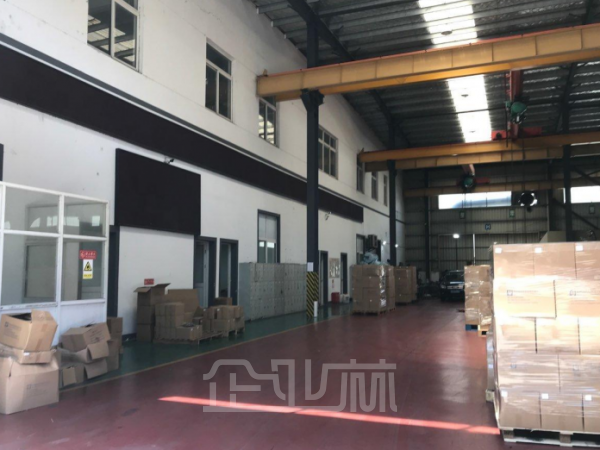 厂房正门图