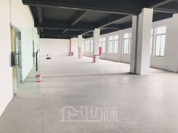 厂房正门图