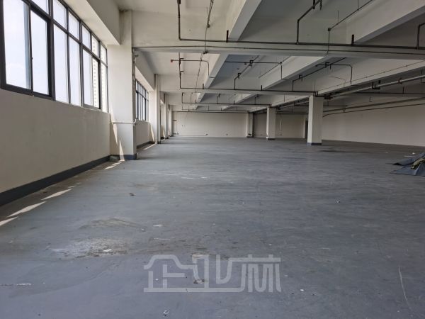 厂房正门图