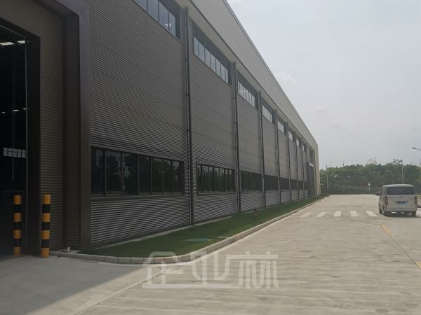 厂房正门图