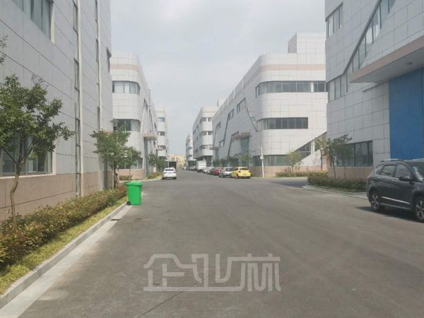 南通通州4000平楼上厂房对外出租   租金15元/月/平米