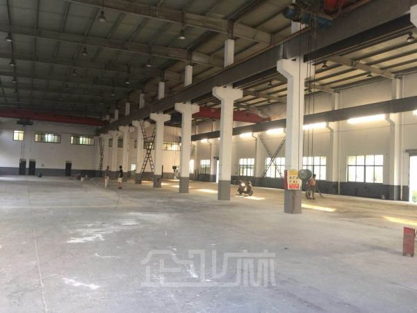 奉贤区柘林镇南华亭工业园区出租火车头单层2500平