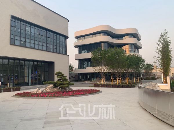 厂房正门图