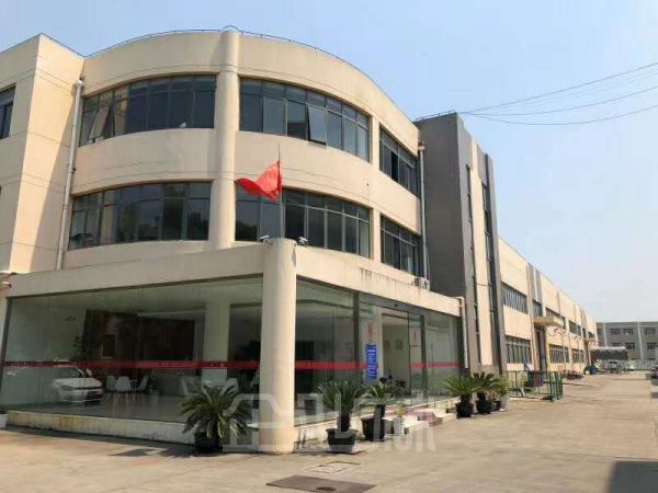 厂房正门图