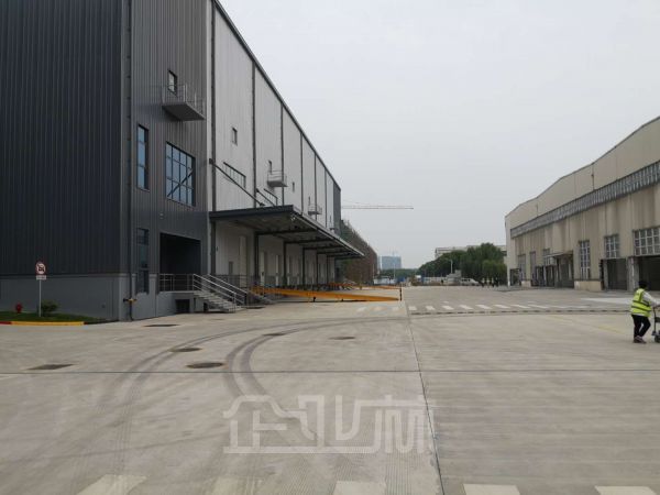 厂房正门图