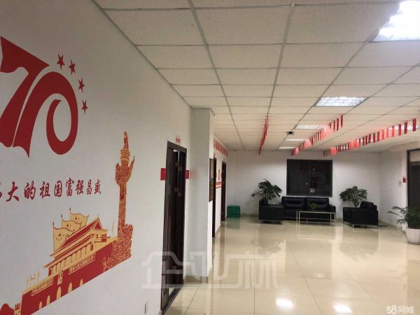 厂房正门图