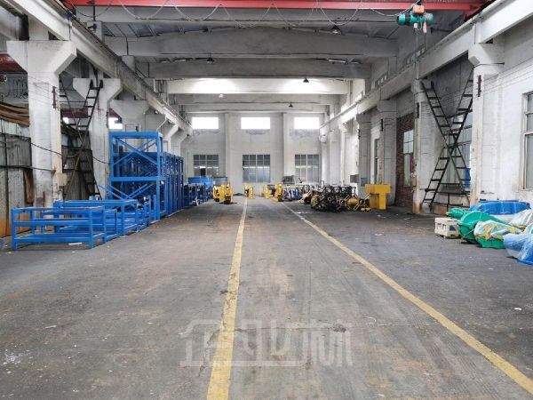 厂房正门图
