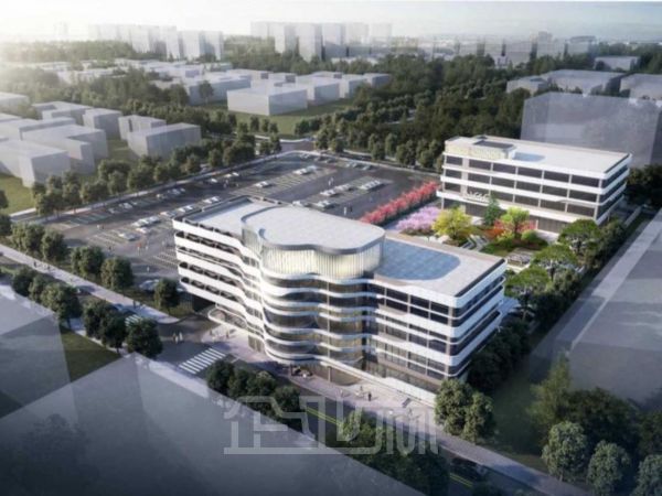 厂房正门图
