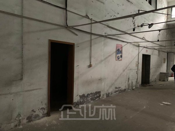 厂房正门图