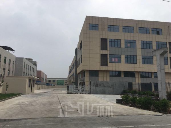厂房正门图