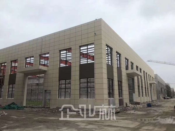 厂房正门图