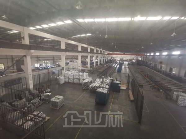 厂房正门图