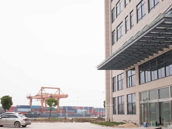 厂房正门图