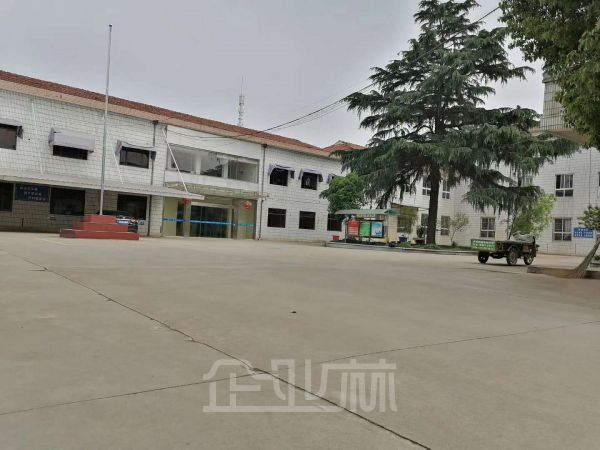 厂房正门图