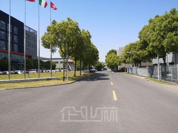 厂房正门图