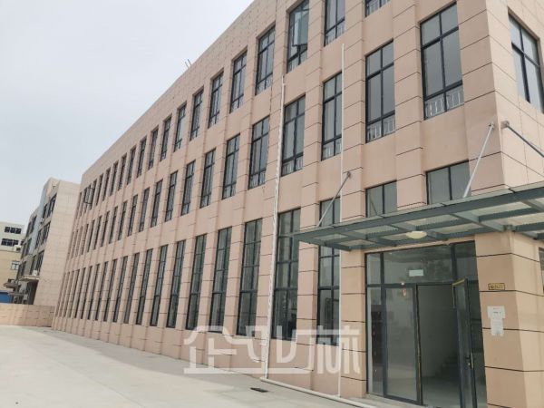 启东市区惠萍镇3260平单层高标准厂房对外出租 租金0.55元/天/平米